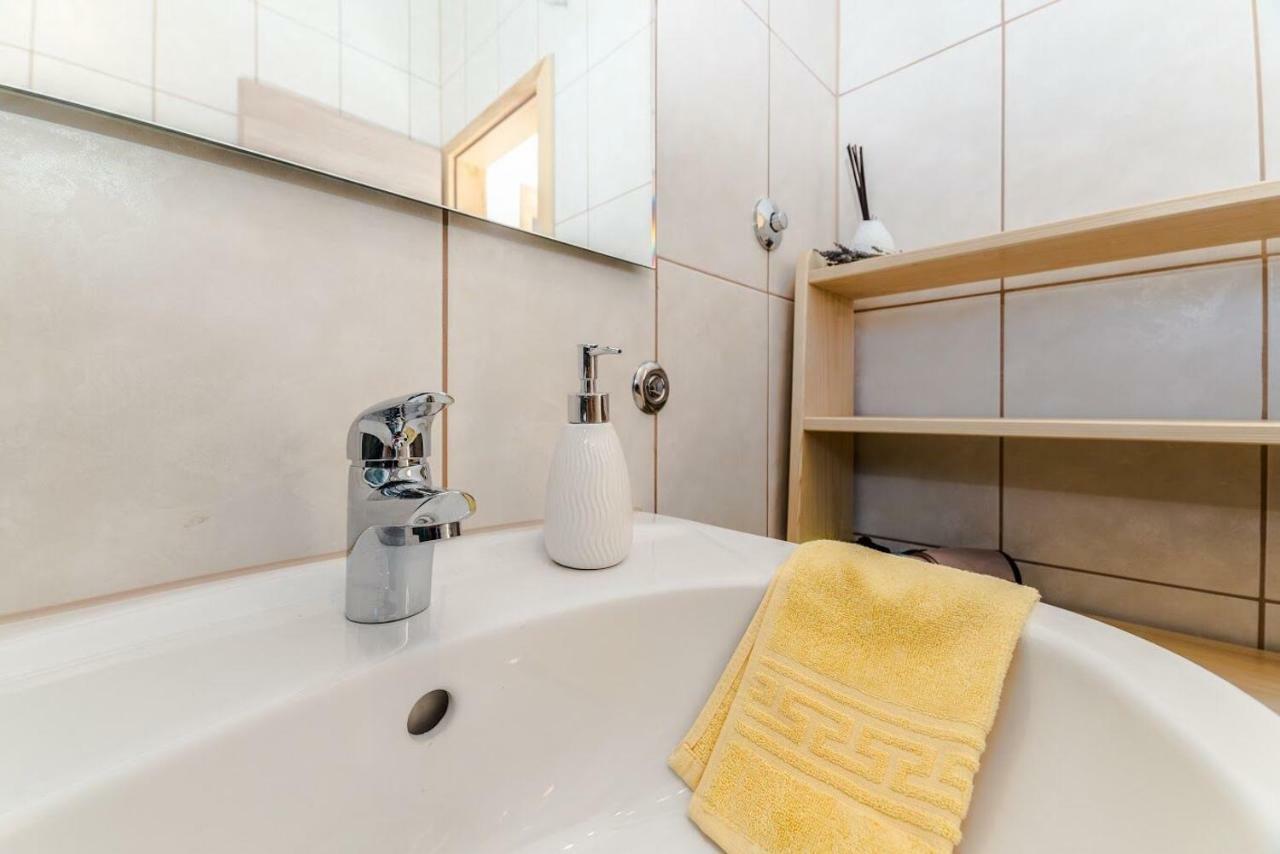 Apartments Vam Vir Luaran gambar