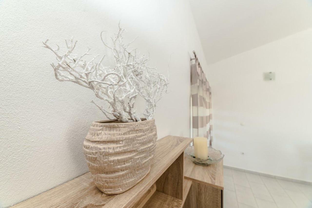 Apartments Vam Vir Luaran gambar